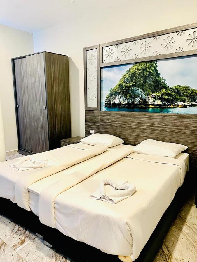 Dolphin Hotel El Qoseir Екстериор снимка
