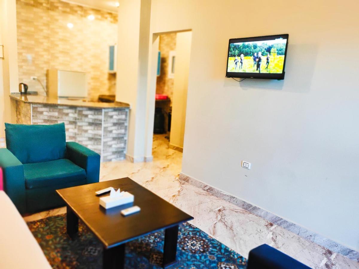 Dolphin Hotel El Qoseir Екстериор снимка