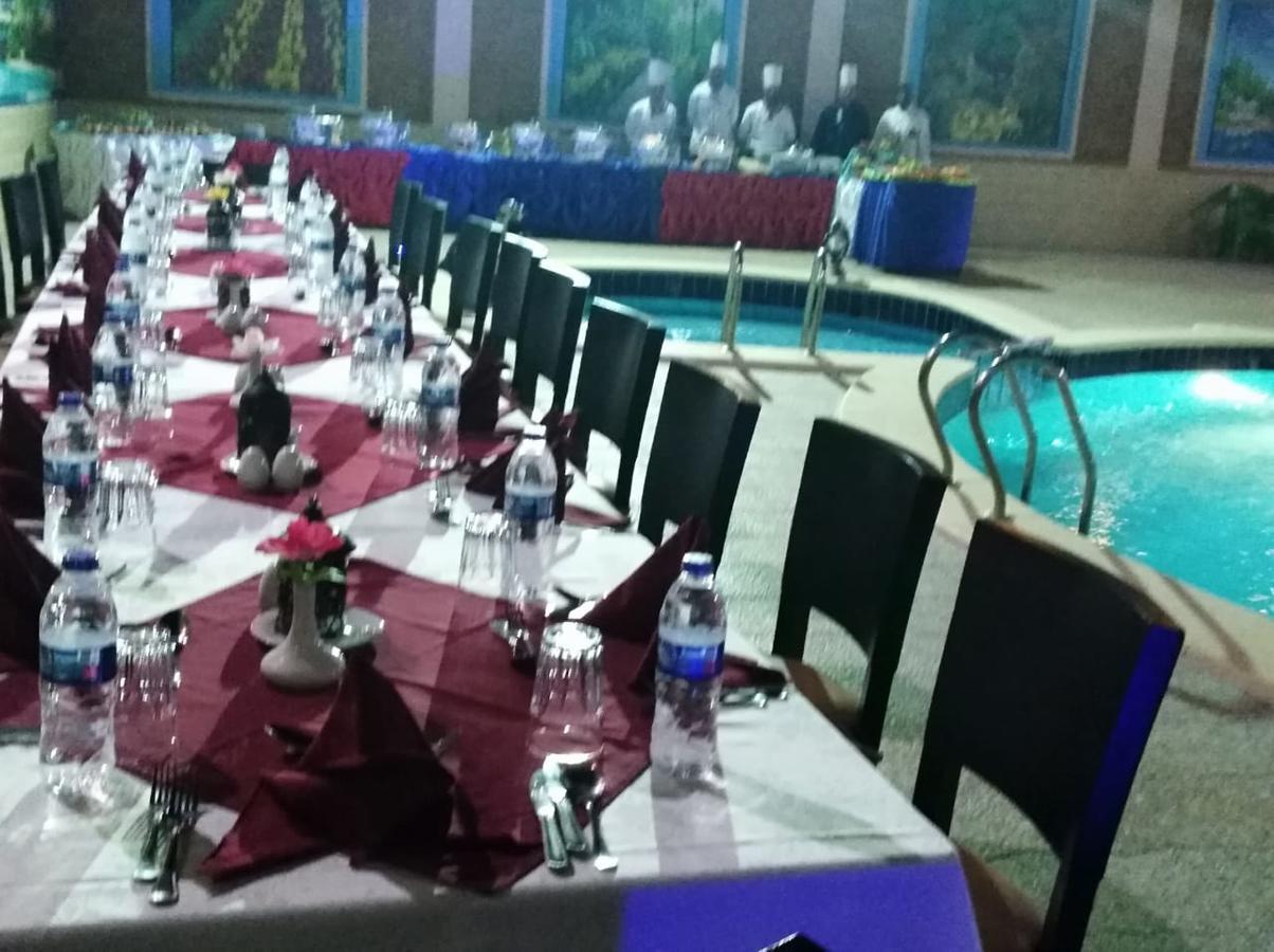 Dolphin Hotel El Qoseir Екстериор снимка